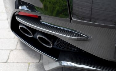 Aston Martin DBS Superleggera 27