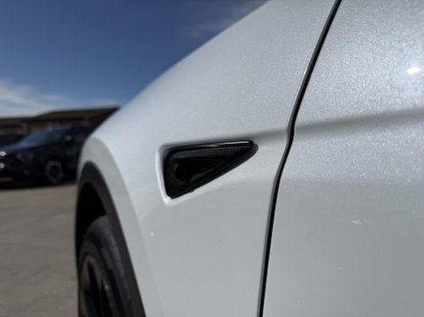 Tesla Model Y (Dual Motor) Long Range SUV 5dr Electric Auto 4WDE (384 bhp) 47