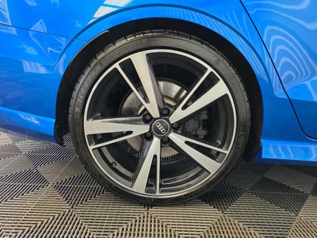 Audi RS3 2.5 TFSI Saloon 4dr Petrol S Tronic quattro Euro 6 (s/s) (400 ps) 21