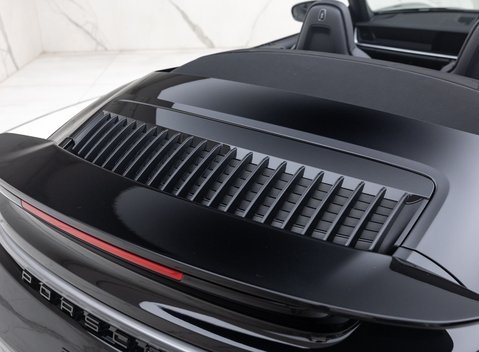 Porsche 911 Turbo S Cabriolet (992) 51