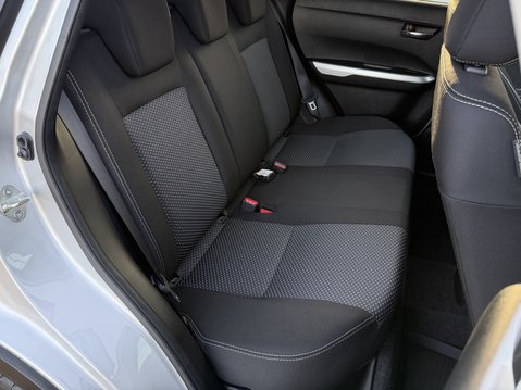Suzuki Vitara 1.6 SZ-T 5dr Auto 33