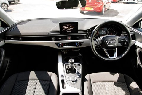Audi A4 TFSI SE 3