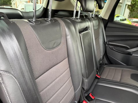 Ford Kuga 2.0 TDCi Titanium 2WD Euro 6 (s/s) 5dr 23