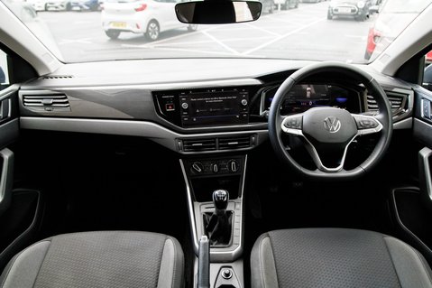 Volkswagen Polo LIFE TSI 3
