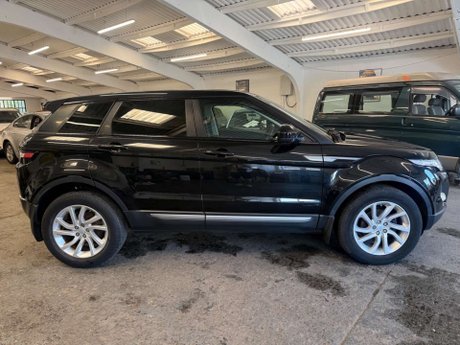 Land Rover Range Rover Evoque 2.2 SD4 Pure Tech 4WD Euro 5 (s/s) 5dr 7