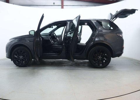 Land Rover Discovery Sport 2.0 Discovery Sport R-Dynamic HSE D Auto 4WD 5dr 63