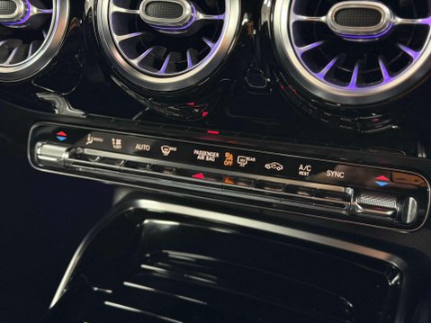 Mercedes-Benz A Class 2.0 A35 AMG (Premium) Hatchback 5dr Petrol SpdS DCT 4MATIC Euro 6 (s/s) (30 53