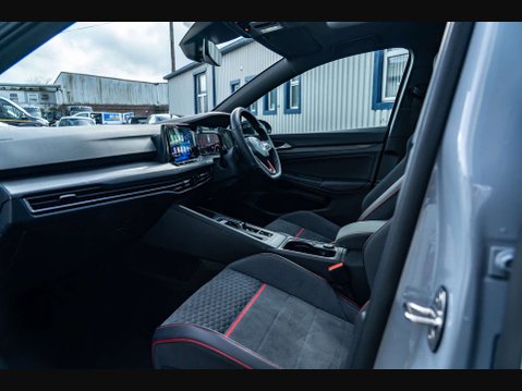 Volkswagen Golf 2.0 Golf GTi Clubsport 45 TSi Semi-Auto 5dr 9