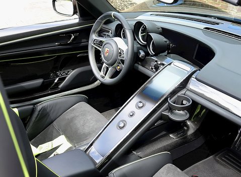 Porsche 918 Spyder 25