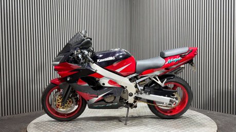 Kawasaki ZX 4