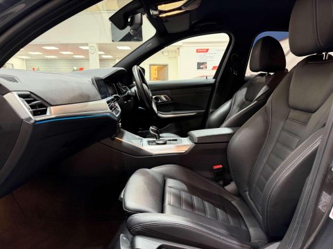 BMW 3 Series 2.0 330e 12kWh M Sport Saloon 4dr Petrol Plug-in Hybrid Auto Euro 6 (s/s) ( 39