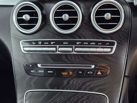 Mercedes-Benz GLC 2.1 GLC220d AMG Line SUV 5dr Diesel G-Tronic 4MATIC Euro 6 (s/s) (170 ps) 42