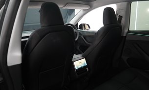 Tesla Model Y PREMIUM LONG RANGE AWD GROK AI Rear Screen Heated & Vented Seats 1 Owner VQ 19