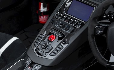 Lamborghini Aventador SV LP 750-4 Roadster 21