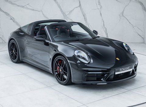 Porsche 911 Targa 4 GTS (992) 8