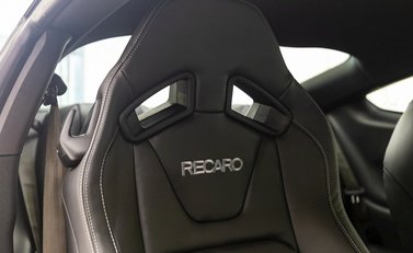 Ford Mustang Mach 1 14