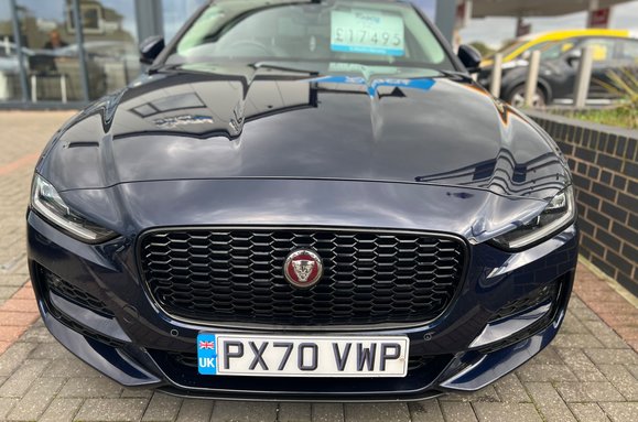 Jaguar XE 2.0 P250i HSE AUTO PETROL 4