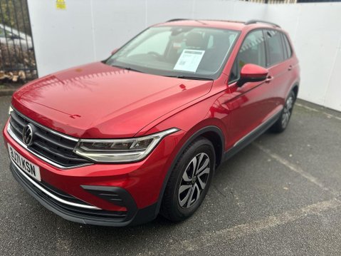 Volkswagen Tiguan 1.5 TSI Active SUV 5dr Petrol Manual Euro 6 (s/s) (130 ps) Bluetooth - Allo 25