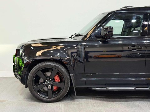 Land Rover Defender 3.0 P400 MHEV X SUV 5dr Petrol Auto 4WD Euro 6 (s/s) (400 ps) 19