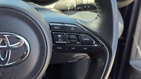 Toyota Yaris 1.5 VVT-h Dynamic Hatchback 5dr Petrol Hybrid E-CVT Euro 6 (s/s) (116 ps) 36