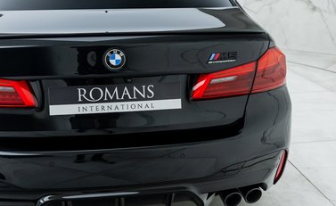 BMW M5 Competition 30