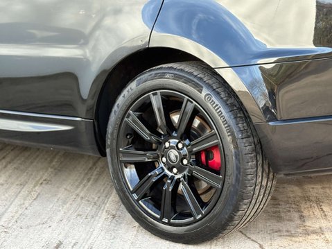 Land Rover Range Rover Sport 2.0 Range Rover Sport HSE Dynamic Black P400e Auto 4WD 5dr 46