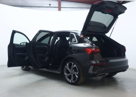 Audi A3 1.0 A3 Sportback 30 TFSI MHEV S Line Semi-Auto 5dr 57
