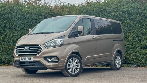 Ford Tourneo Custom Titanium | 8 Seats | 8 Seats | L1 SWB | NO VAT | Euro 6 | VANLUX 
