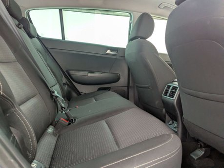 Kia Sportage 1.6 Sportage 2 CRDi ISG Semi-Auto 5dr 46