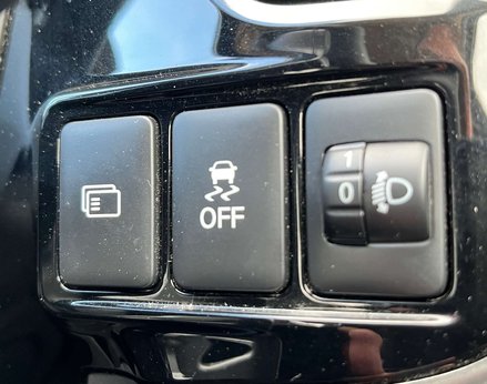 Mitsubishi Outlander 2.4 Outlander Design PHEV CVT 4WD 5dr 66