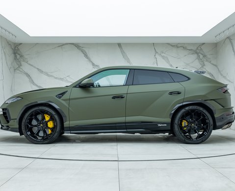 Lamborghini Urus Performante 