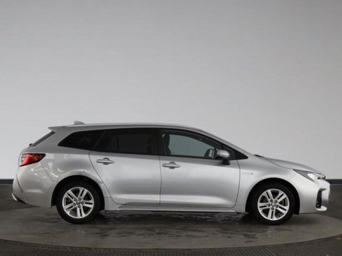 Suzuki Swace MOTION 4