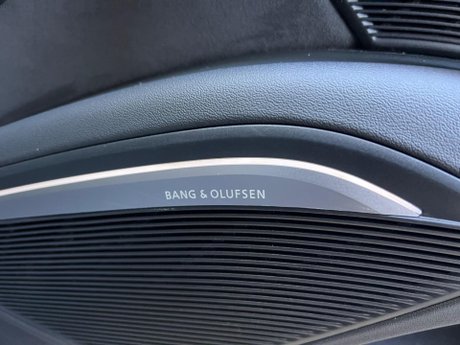 Audi TT 2.0 TFSI Black Edition S Tronic Euro 6 (s/s) 3dr 77