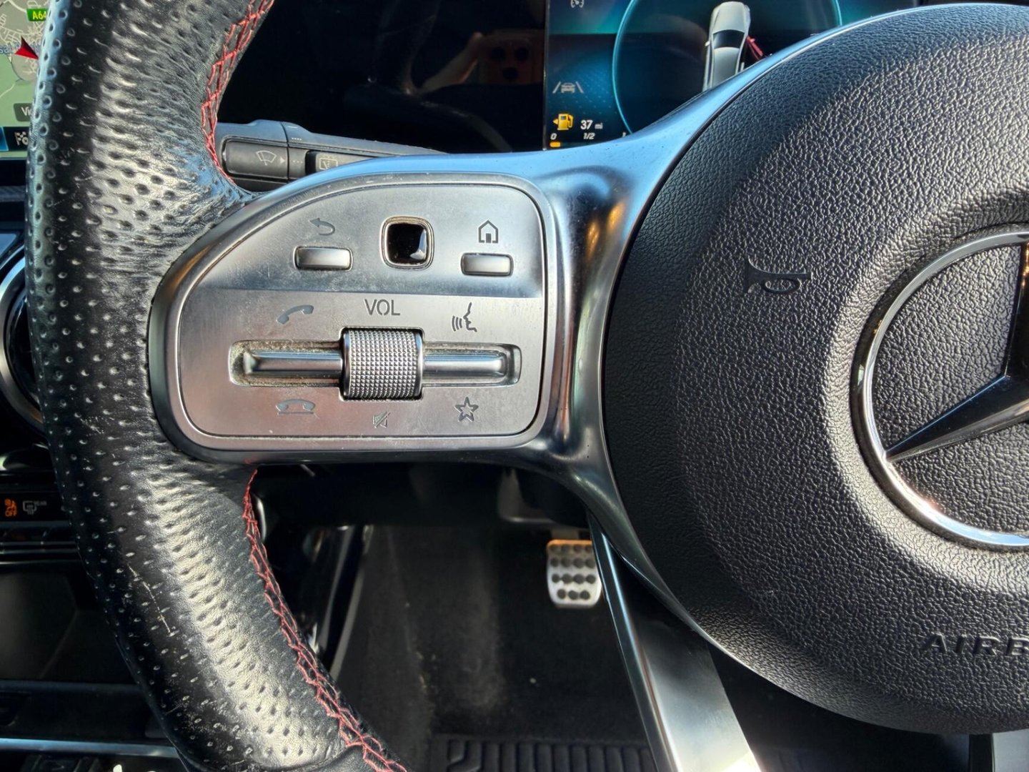 2019 Mercedes-Benz A-Class — image 15