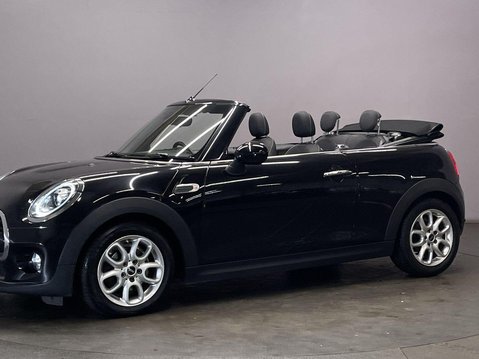 Mini Convertible 1.5 Cooper Classic Convertible 2dr Petrol Manual Euro 6 (s/s) (136 ps) PDC- 4