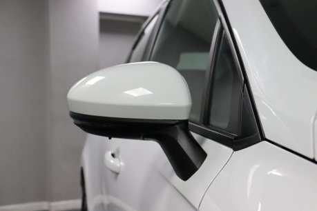 Renault Clio ICONIC EDITION TCE 33