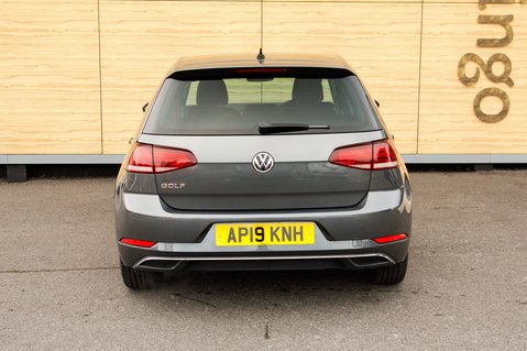 Volkswagen Golf MATCH TSI EVO DSG 6