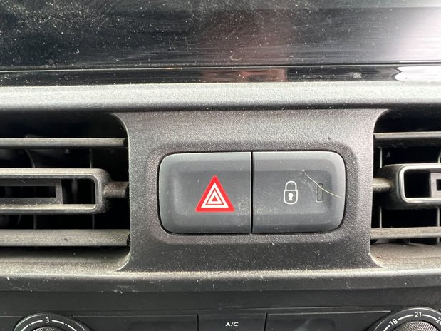 Citroen Berlingo Petrol SWB L1H1 Low Roof Enterprise Air Con Sensors EURO 6 NO VAT 30