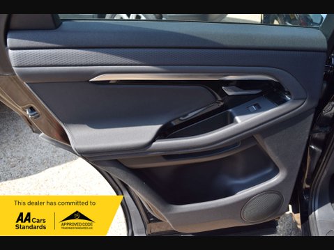 Land Rover Range Rover Evoque 2.0 Range Rover Evoque D 4x2 5dr 32