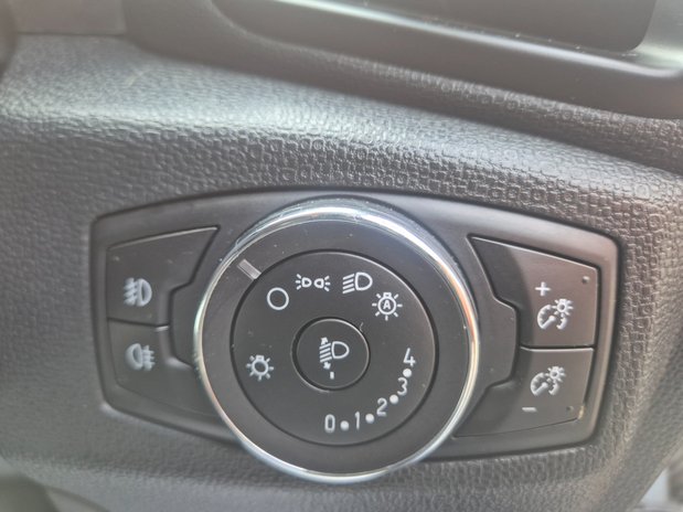 Ford Ecosport ST-LINE 13