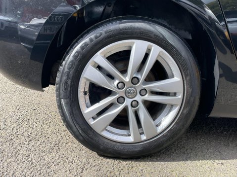 Vauxhall Astra 1.0i Turbo ecoFLEX Tech Line Euro 6 (s/s) 5dr 15