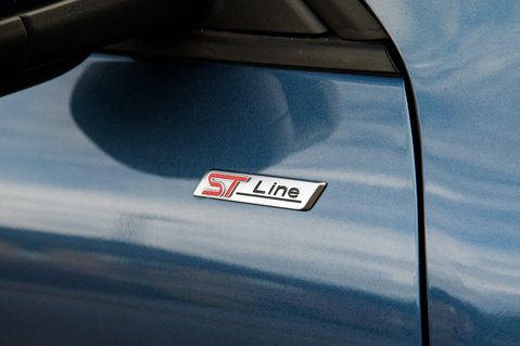 Ford Kuga ST-LINE X EDITION 12