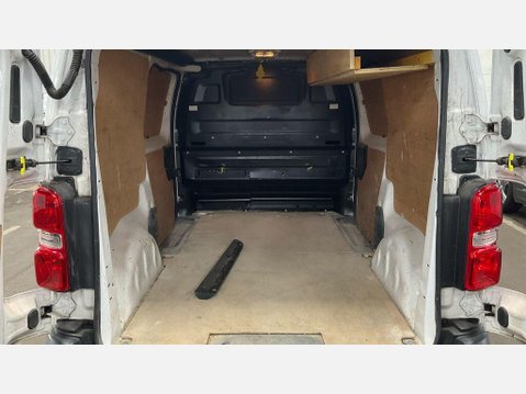 Peugeot Expert 1.5 BlueHDi 1000 Professional Standard Panel Van MWB Euro 6 (s/s) 6dr 10
