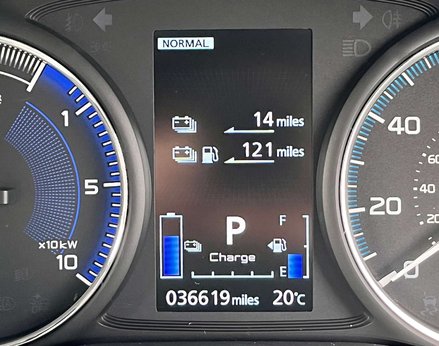 Mitsubishi Outlander 2.4 Outlander Dynamic PHEV CVT 4WD 5dr 24