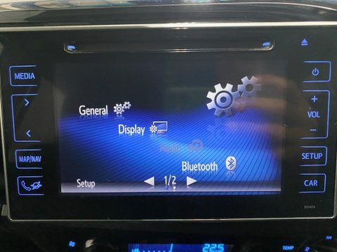 Toyota Hilux INVINCIBLE 4WD D-4D DCB 14