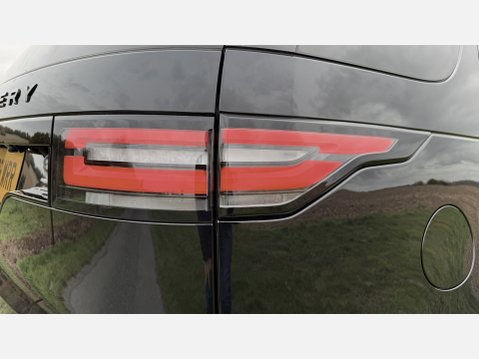 Land Rover Discovery SDV6 HSE LUXURY 19