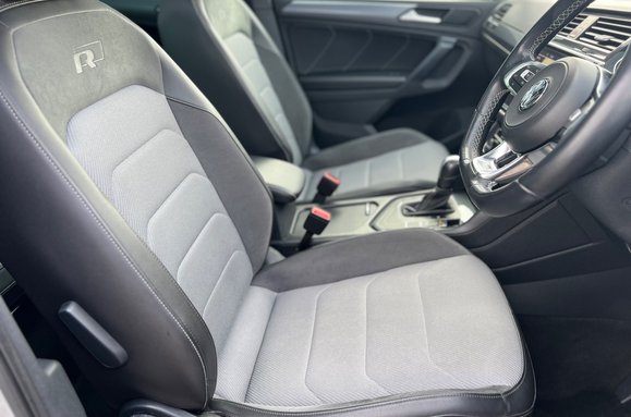 Volkswagen Tiguan SEL 1.5 TSI EVO DSG AUTOMATIC 23