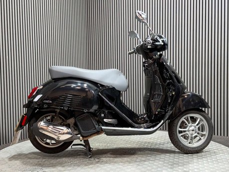 Piaggio Vespa GTS 2023 73 PLATE PROJECT SCOOTER SPARES OR REPAIR DAMAGED 125CC