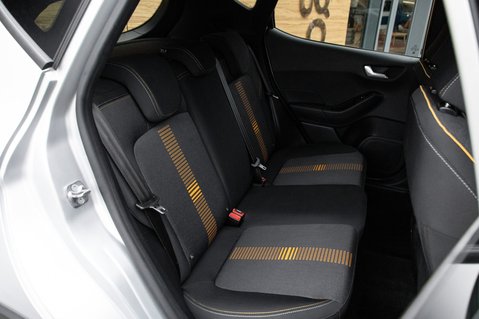 Ford Fiesta ACTIVE B AND O PLAY 30