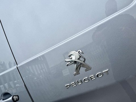 Peugeot Expert 2.0 Expert Professional Premium L1 Blue HDi 31
